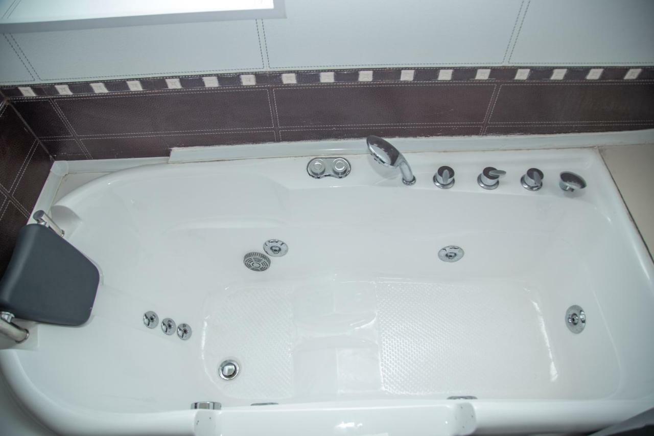 Favorite Apartment Самарканд Экстерьер фото